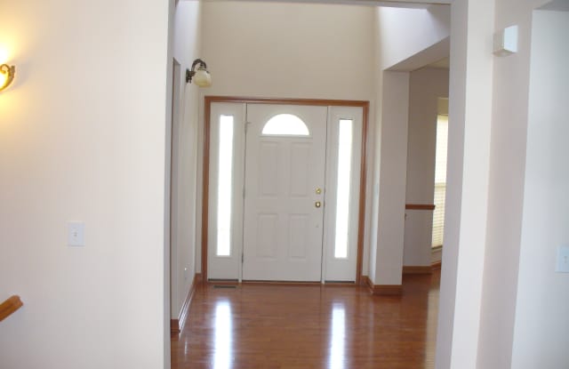 7758 Kelly Dr Gallery 4