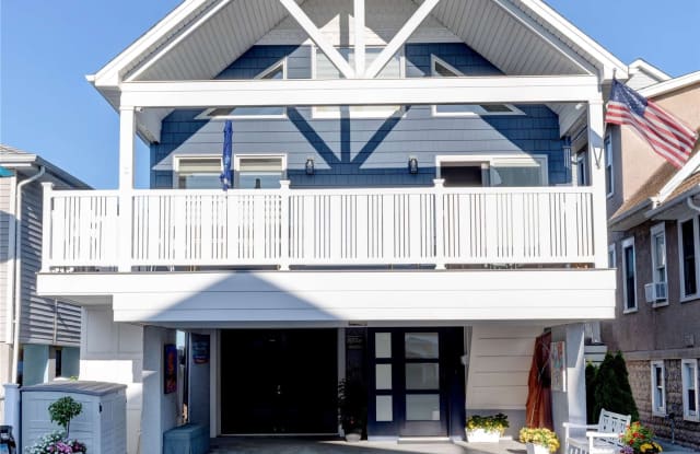 44 Arizona Avenue - 44 Arizona Avenue, Long Beach, NY 11561