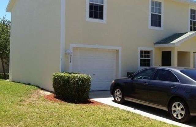 5288 Glenlivet Road Gallery 1