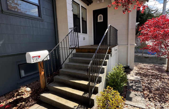 214 Naval Avenue photos photos