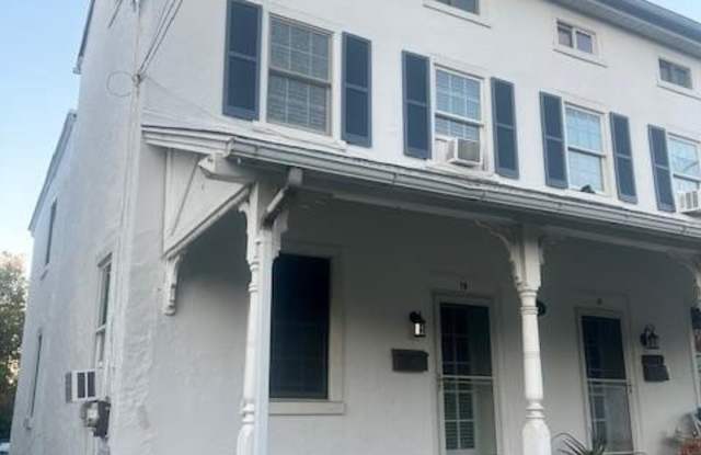 19 E GERMANTOWN Pike - 19 East Germantown Pike, Montgomery County, PA 19401