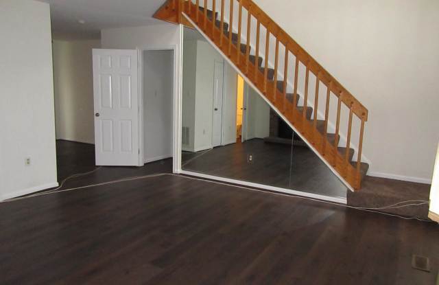 3268 WESTDALE COURT Gallery 4