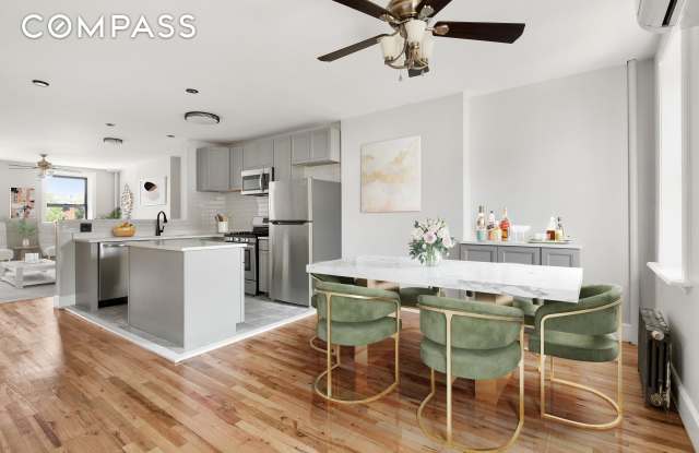 554 Monroe Street photos photos
