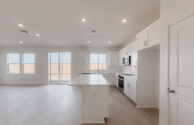 Beautiful Modern Home in Watson Ranch, American Canyon Gallery 4