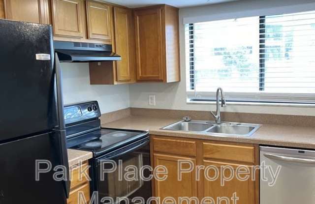 1068 Lotus Parkway - 1068 Lotus Parkway, Altamonte Springs, FL 32714