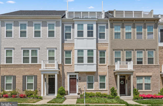 17356 REDSHANK ROAD - 17356 Redshank Road, Cherry Hill, VA 22026