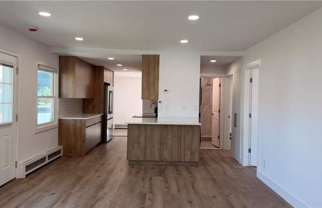49 Seyfried Avenue Gallery 3