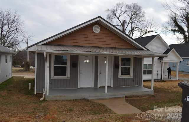 711 Elm Street photos photos