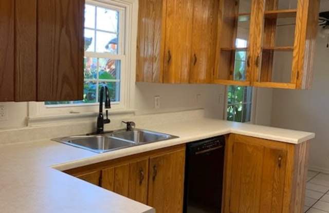 6616 Wilhugh Place Gallery 4
