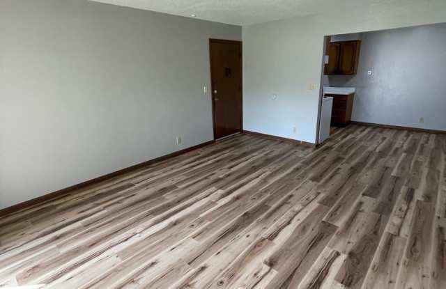 730 Russell Rd photos photos