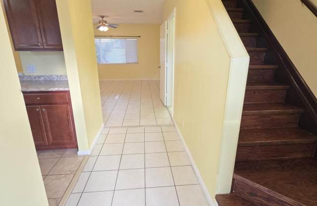 6004 N GOLDEN BEAUTY Lane Gallery 2