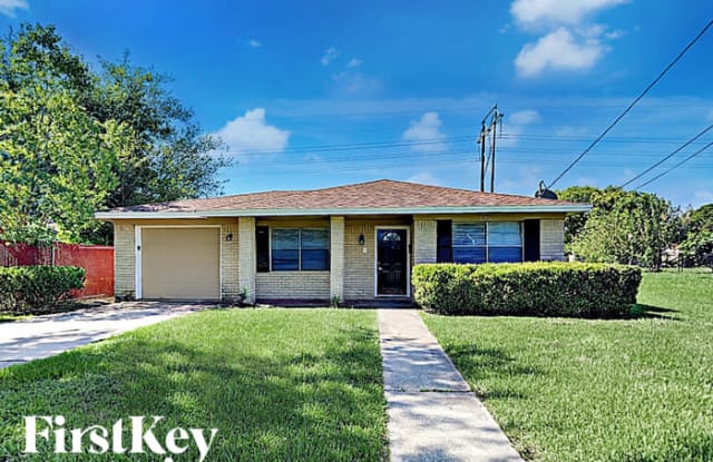 2401 Stonewall - 2401 Stonewall St, La Marque, TX 77568
