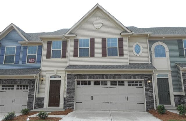 689 Studio Ln NW - 689 Studio Lane Northwest, Concord, NC 28027