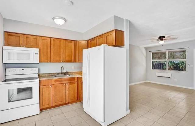 1410 NW 2nd Ave photos photos