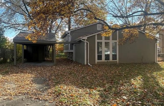 9413 English Oak Drive - 9413 English Oak Drive, Lawrence, IN 46235