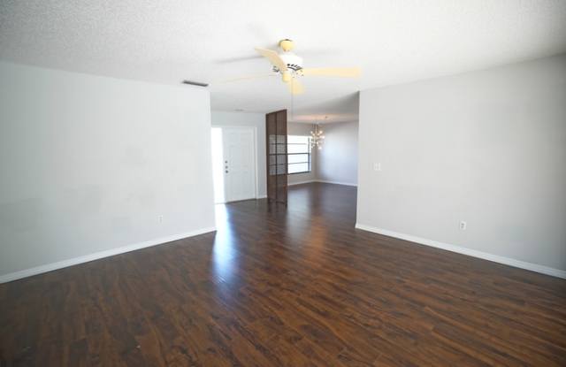 14011 Wolcott Drive Gallery 4