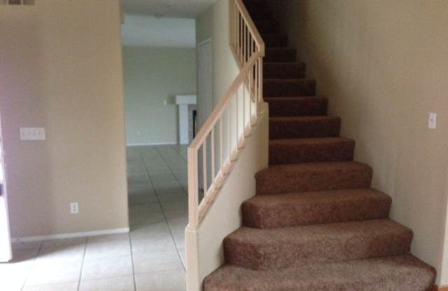 3bd/2.5ba POOL Home - Forest Oaks Way! Gallery 4