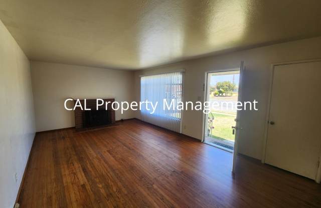 Charming 3BD/2BA Salinas Home with Sunroom & Backyard Access Gallery 3