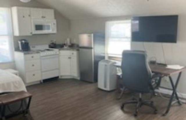 Studio Apartment in Hurricane Gallery 3