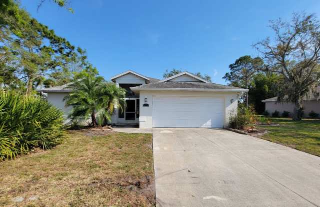 2BR/2BA + 2 Car Garage Home ~ Lake Sarasota Gallery 1
