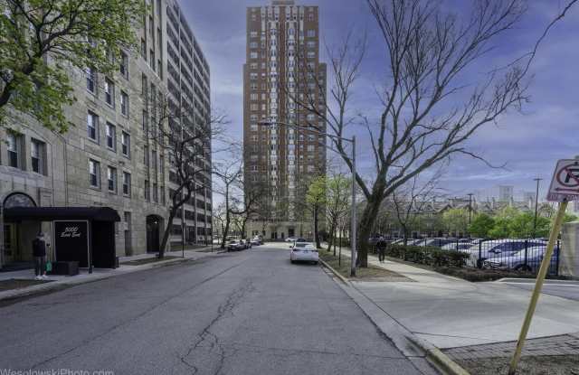 5000 S Cornell Avenue photos photos