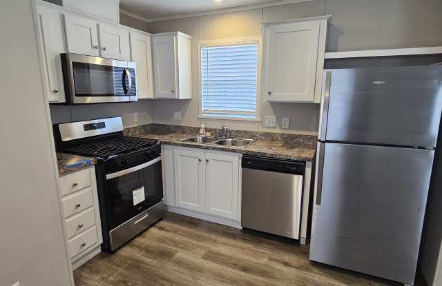 178 Magnolia Pl. - 178 Magnolia Place, Wayne County, MI 48111