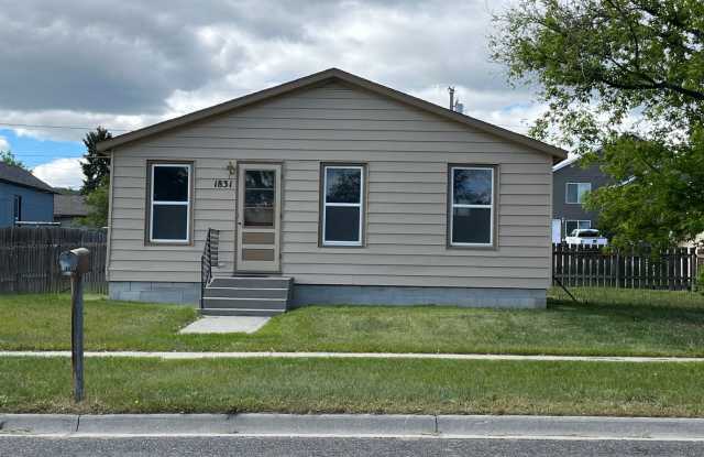 Two Bedroom Home, Detached Garage photos photos