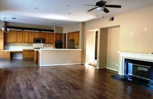 2 Laketrail Gallery 4