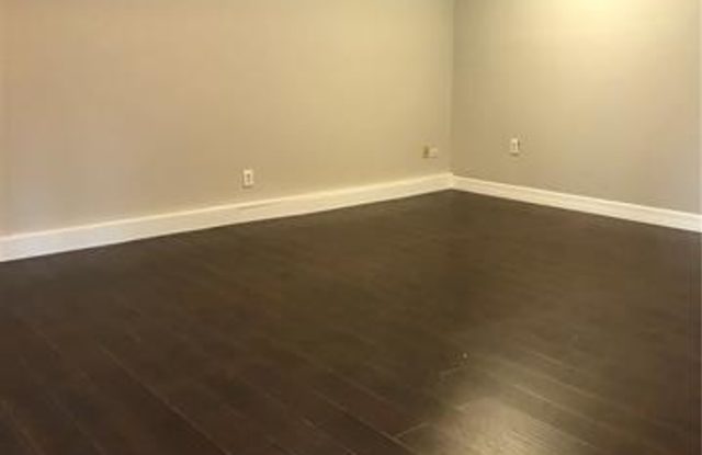 2027 Custer Parkway Gallery 4