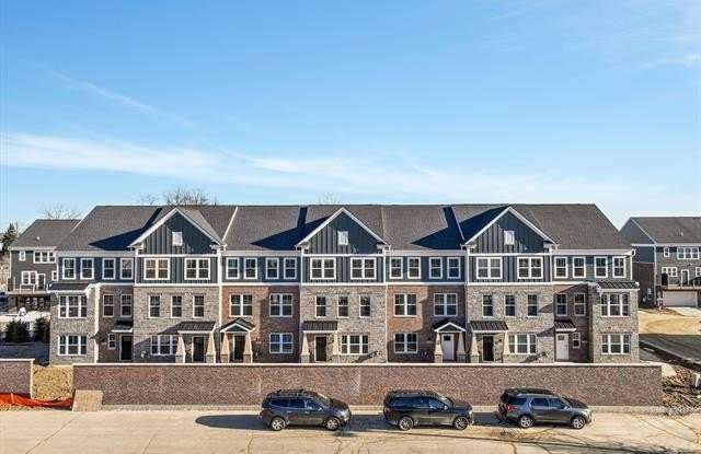 43111 Atwood Avenue photos photos