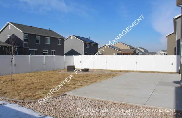 3612 S Clearwater Way Gallery 3