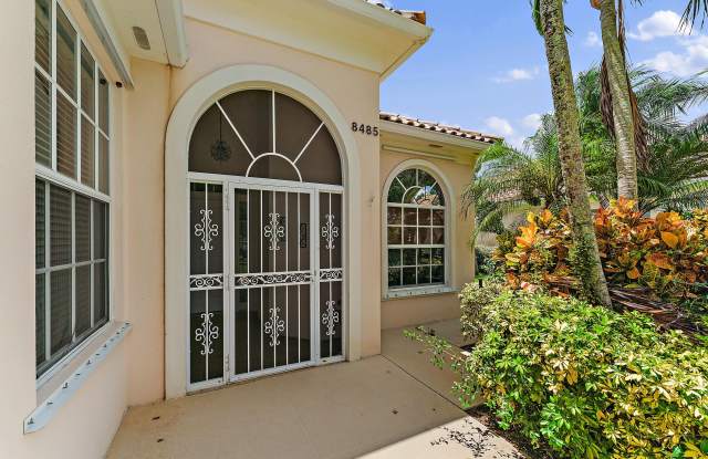 8485 SE Palm Hammock Lane Gallery 3