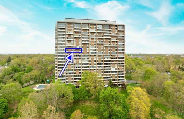 1000 Urlin Ave photos photos