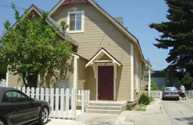 321 N 8th St photos photos