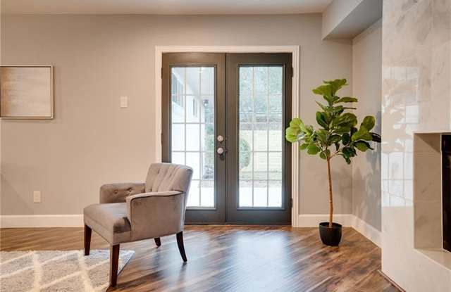 5506 Banting Way Gallery 2