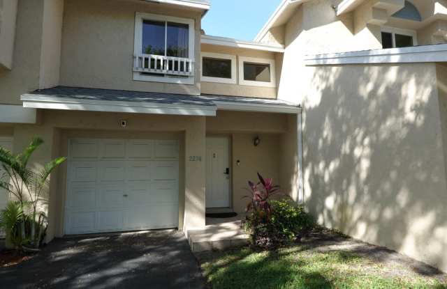 2274 Discovery Circle W photos photos