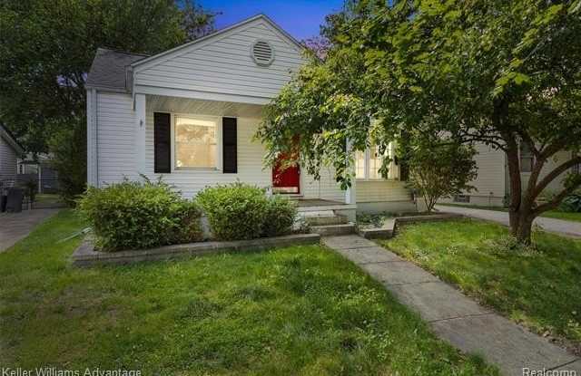 617 S Edgeworth Avenue Gallery 1