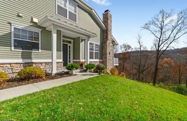 59 WILD IRIS LN - 59 Wild Iris Lane, Panther Valley, NJ 07840