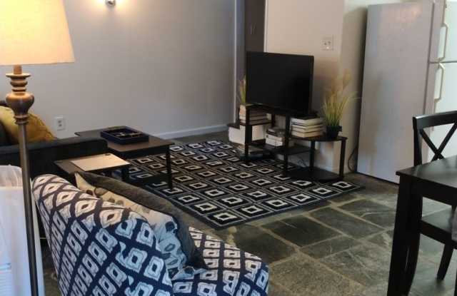 Backs up to the UVA south lawn section of campus 1 bdrm  1 bath 514 Valley Rd B Fully Furnished Includes Utilities Gallery 3