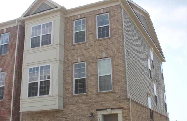 42751 PULLER Terrace Gallery 1
