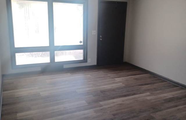 South Side 3 Bed 1 bath Home with Garage photos photos