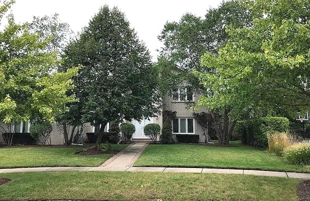 1525 WINDY HILL Drive - 1525 Windy Hill Drive, Northbrook, IL 60062