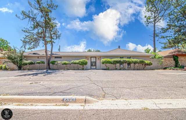 2825 Moss Ave photos photos