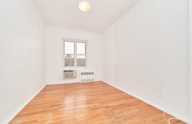 319 W 29TH Street photos photos