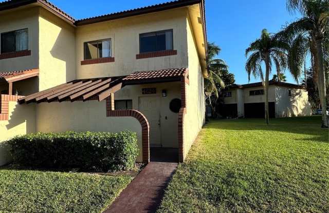 4624 NW 90th Avenue unit: 4624 photos photos