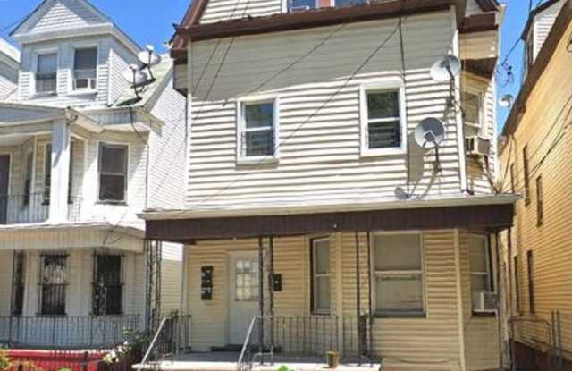 33 Springdale Avenue photos photos