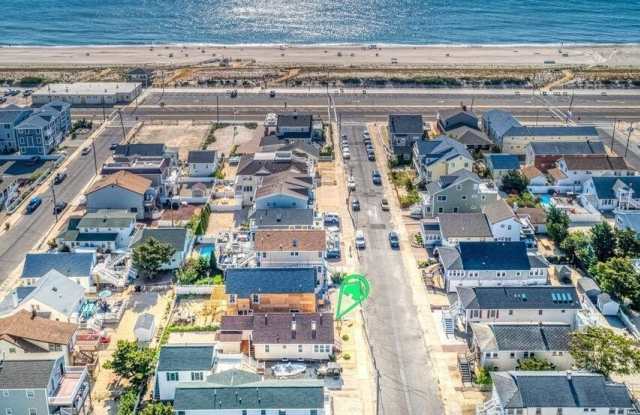 30 M Street - 30 M Street, Seaside Park, NJ 08752