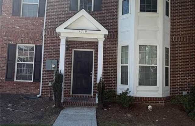 4719 Liberty Square Drive Gallery 1