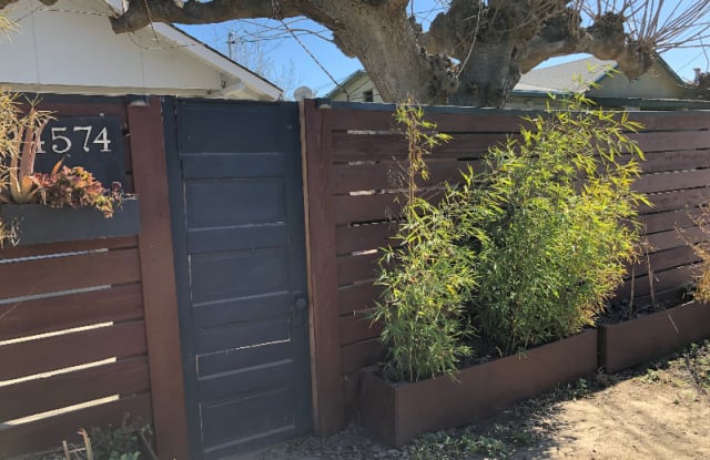 14574 Tobias Rd - 14574 Tobias Road, Poplar-Cotton Center, CA 93257