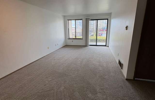 8508 BG Shield Crown Point Apartments photos photos